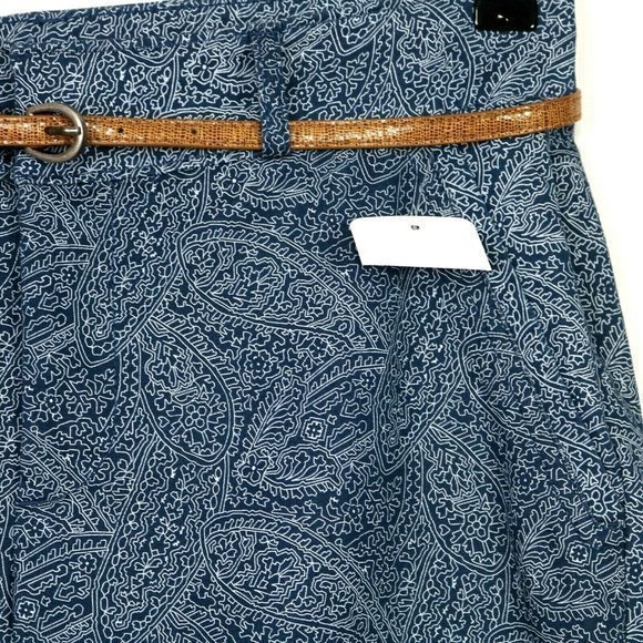 Dockers Hello Smooth Capri Pants‎ Blue White Paisley Slimming Stretch 6 - Picture 11 of 12